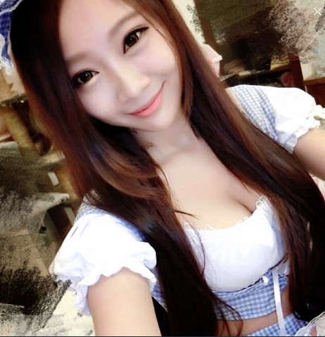 屏東 茶妹 小衫 159|34D|25